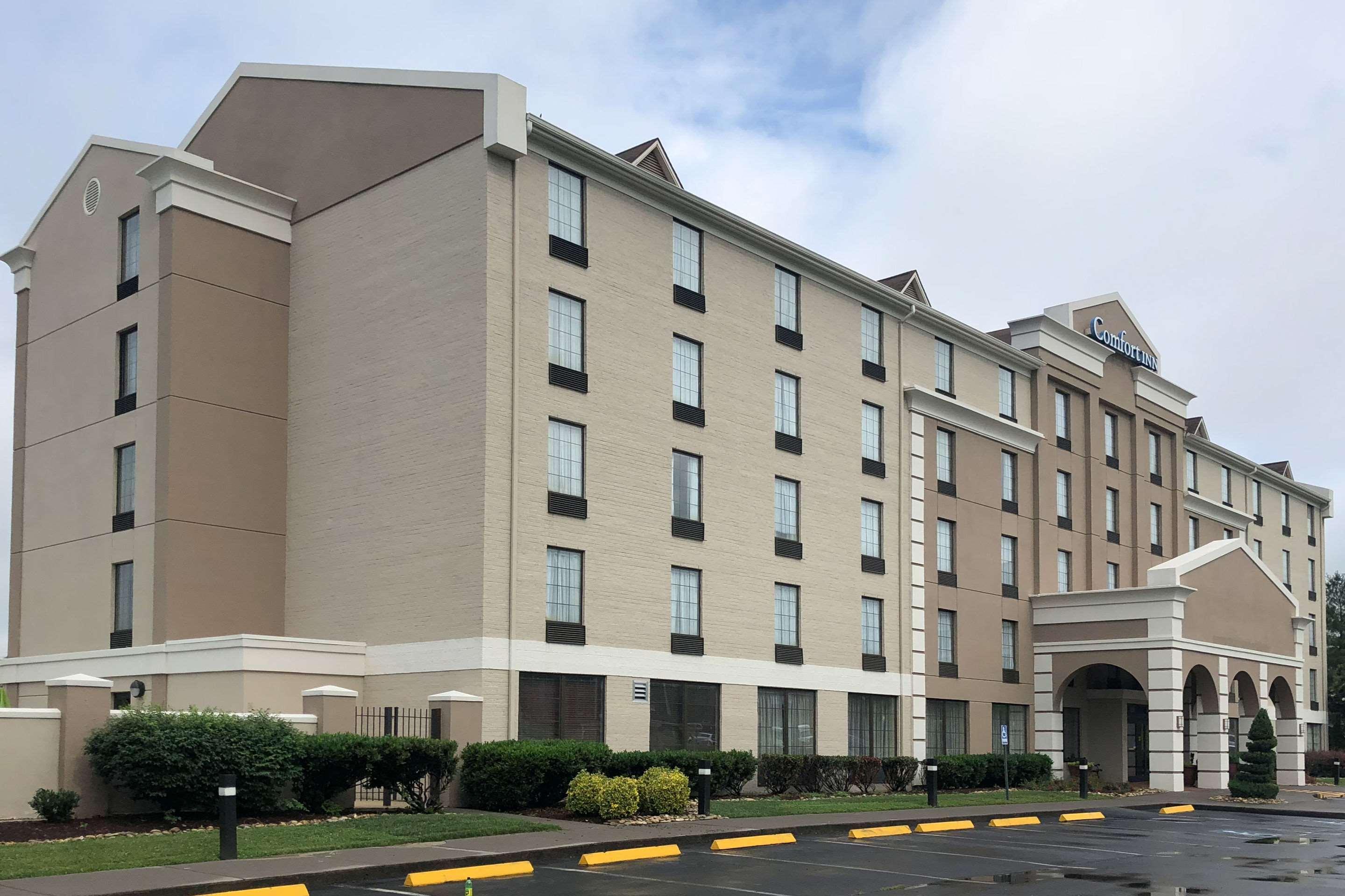 Comfort - Knoxville Inn