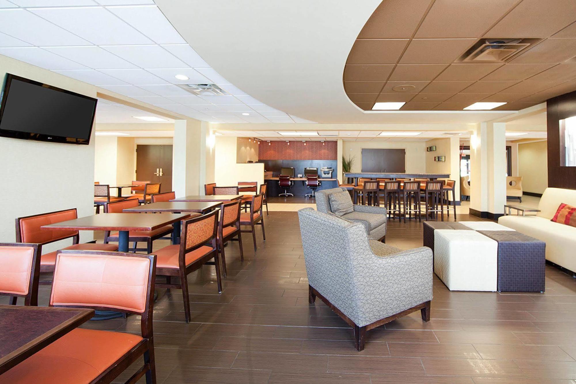 Inn Comfort - Knoxville 3*