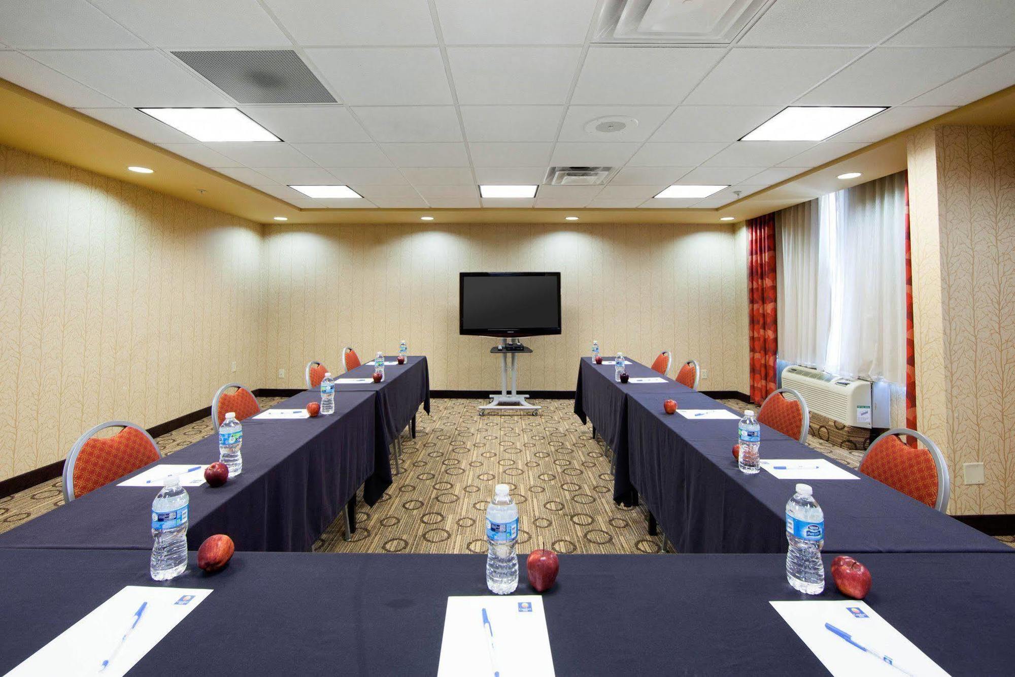 Inn Comfort - Knoxville Oak Ridge